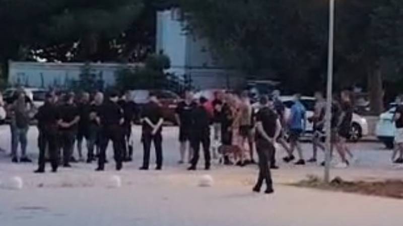 Huligani i branitelji prekinuli su festival! Glumica: ‘Vikali su da sam ku*va, policajci su ih grlili’