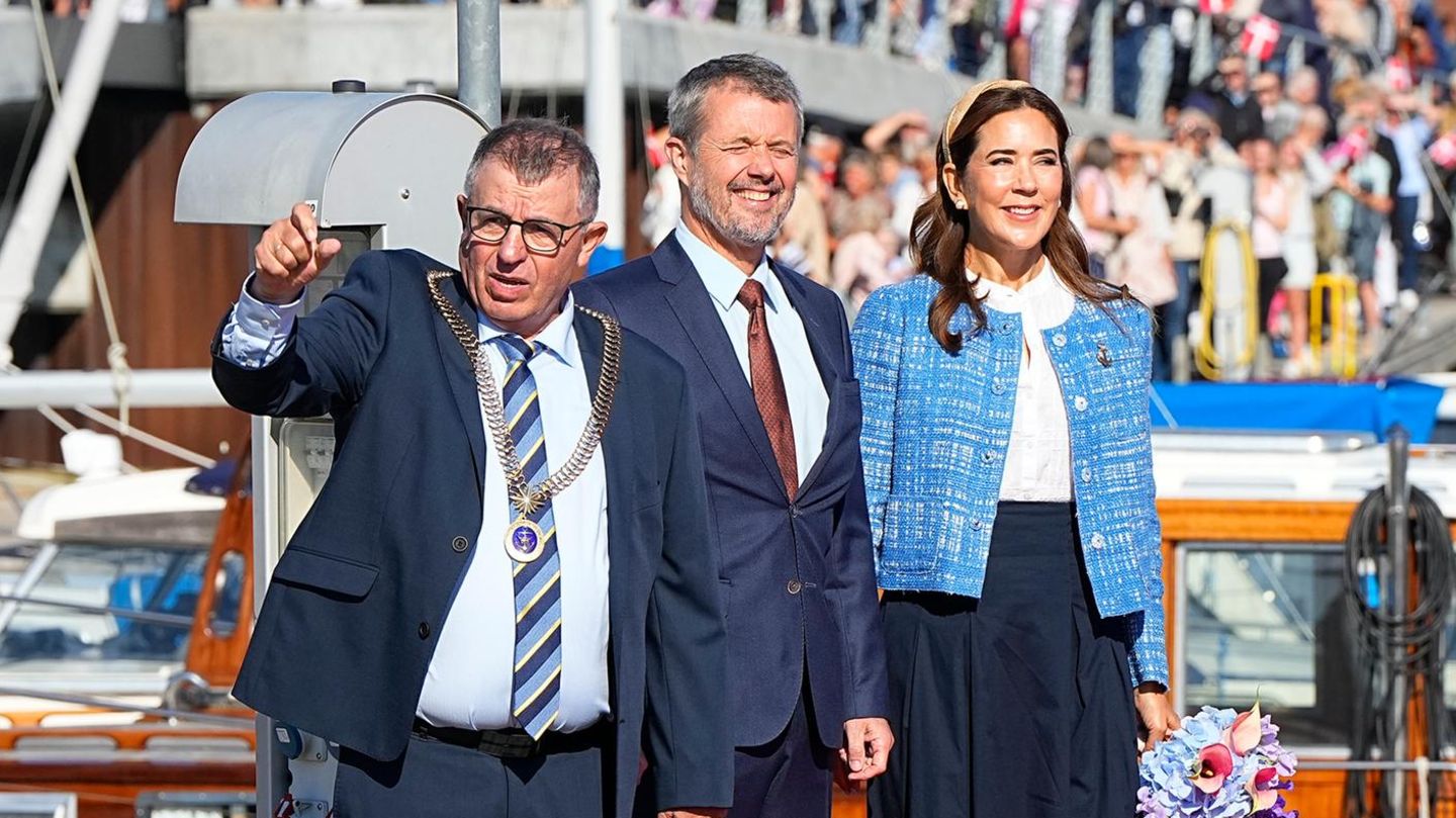 Kraljica Marija + kralj Frederik: Frederik i Mary započinju svoju kraljevsku ljetnu turneju