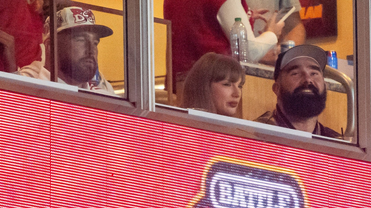 Taylor Swift i Travis Kelce: Prvi nastup kao angažirani par