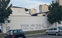Osvanuo novi sramotni grafit s prijetnjom Jergoviću: Ovog puta se spominje i saborska zastupnica Orešković