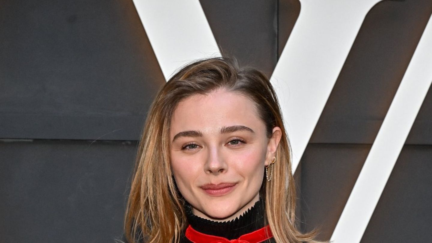 Chloë Grace Moretz oženi se partnerom: Plava vjenčanica i kaubojski šešir