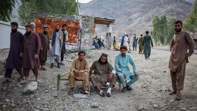 Afganistan: Snažni potresi tresu zemlju, poginulo 2200 ljudi