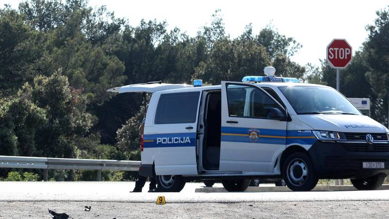 Nesreća na A3: Motociklist sletio s ceste, ozlijeđen je