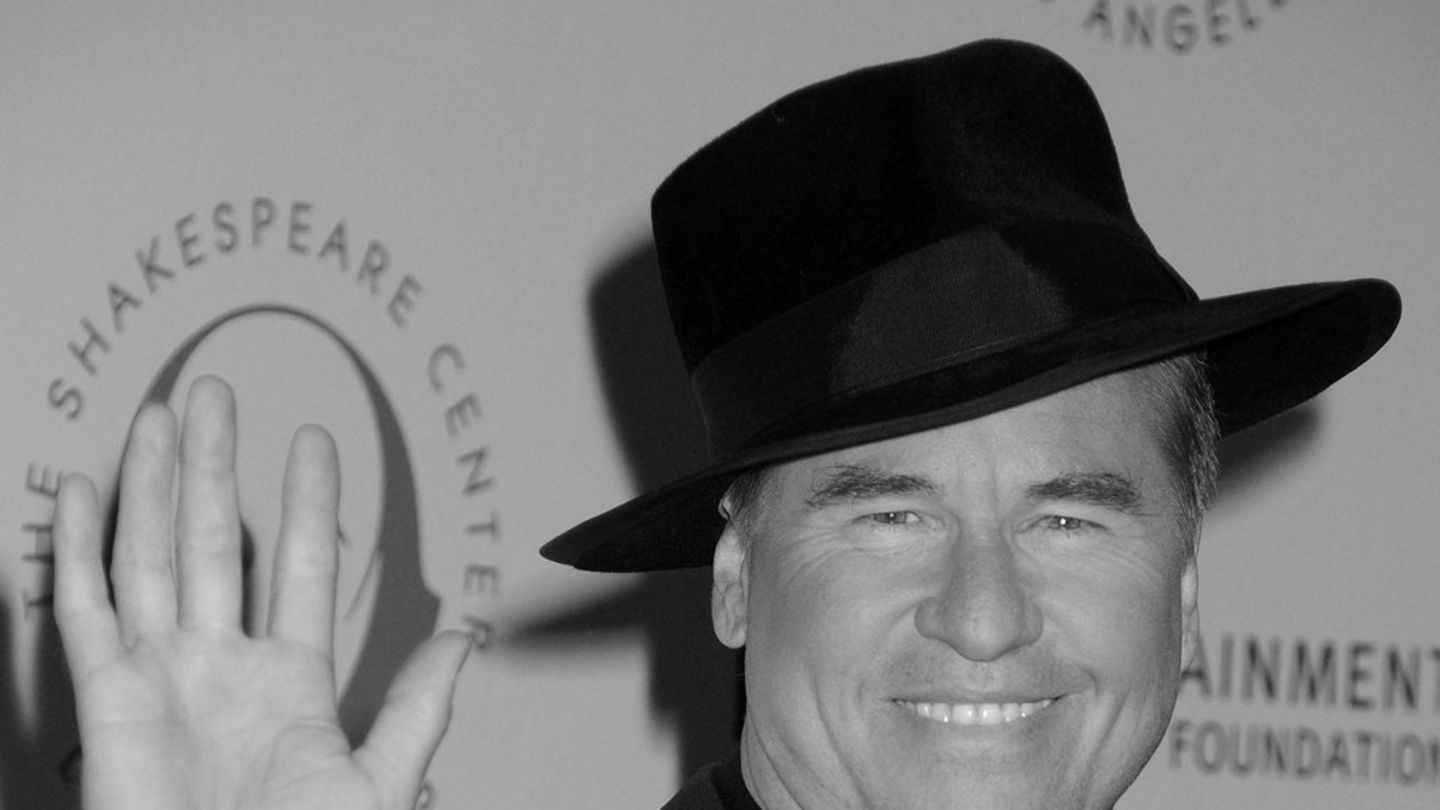 Val Kilmer: Zvijezde ga poštuju na pogrebnoj službi