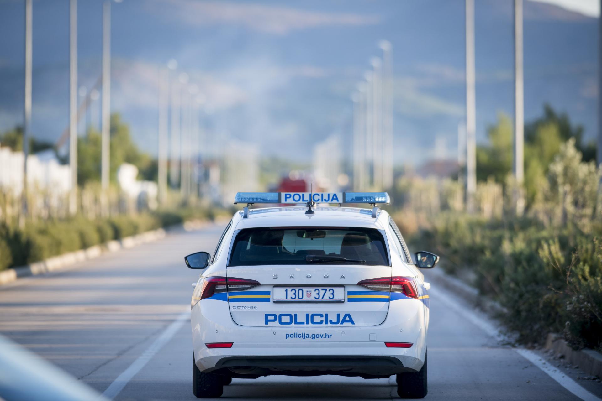 Kod Čiste Male skrenuo u suprotnu traku, 42-godišnja putnica zadobila teške tjelesne ozljede