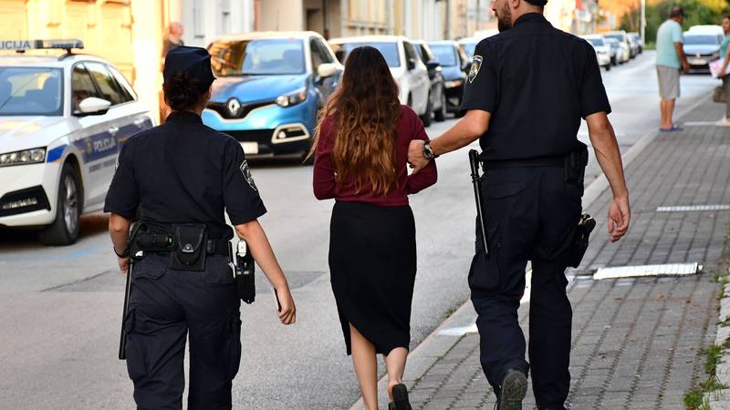Roditelji curice koja je umrla od opeklina idu u istražni zatvor: ‘Da ne pobjegnu oboje u Srbiju’